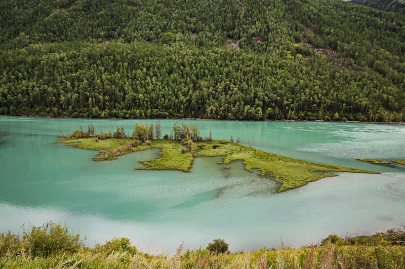 新疆喀纳斯卧龙湾和神仙湾自然风景图片(16张)