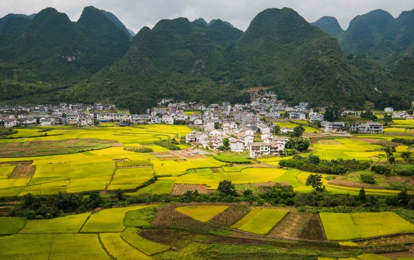 贵州万峰林自然风景图片(18张)