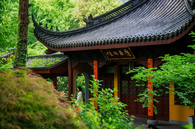 浙江杭州灵隐寺寺庙建筑风景图片(11张)