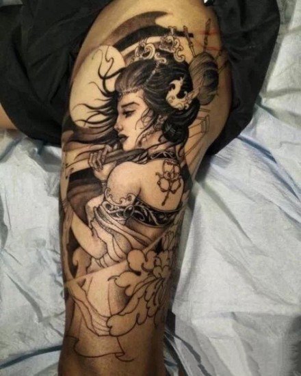 包大臂的一组日本艺妓纹身图案