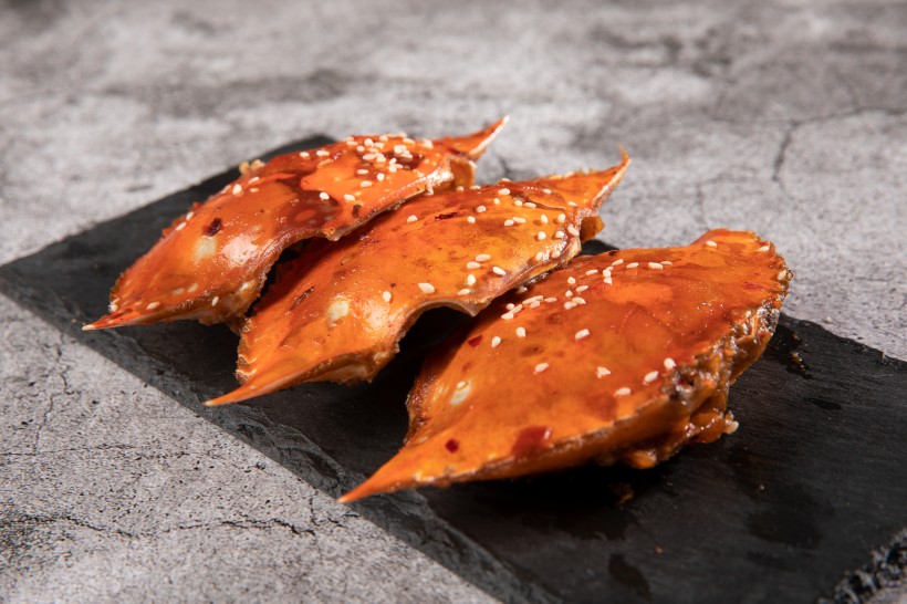 美味好吃让人停不住嘴的香辣梭子蟹图片(10张)
