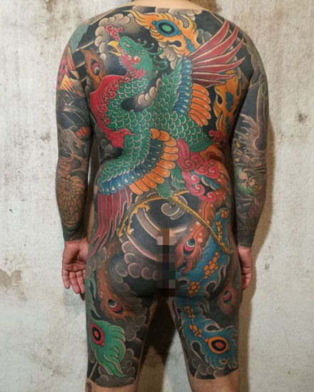 传统日式的满背通体纹身图案9张