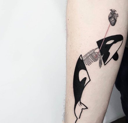 创意深黑色的一组个性纹身图片