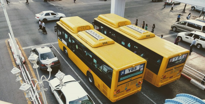 黄色的巴士图片(10张)