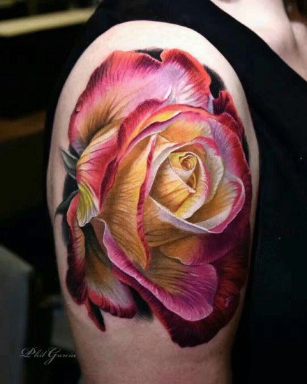 14组漂亮的欧美写实彩色玫瑰纹身图