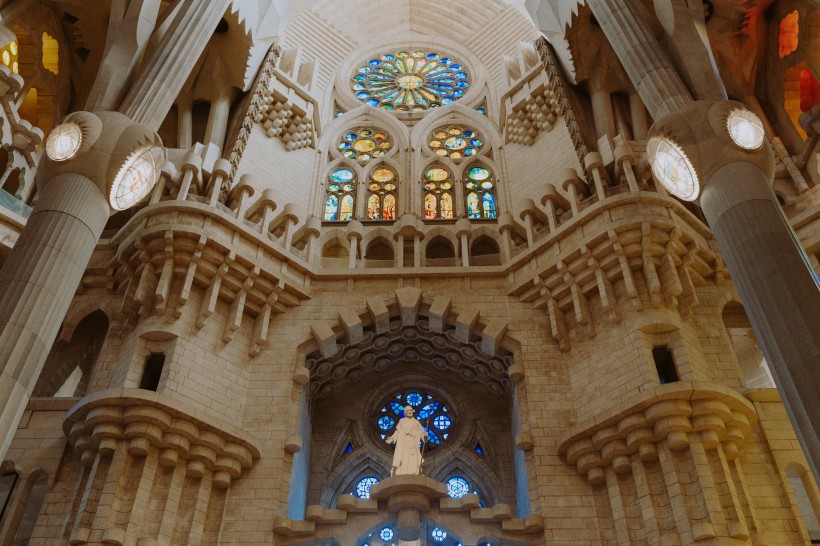 西班牙巴塞罗那的教堂图片(10张)