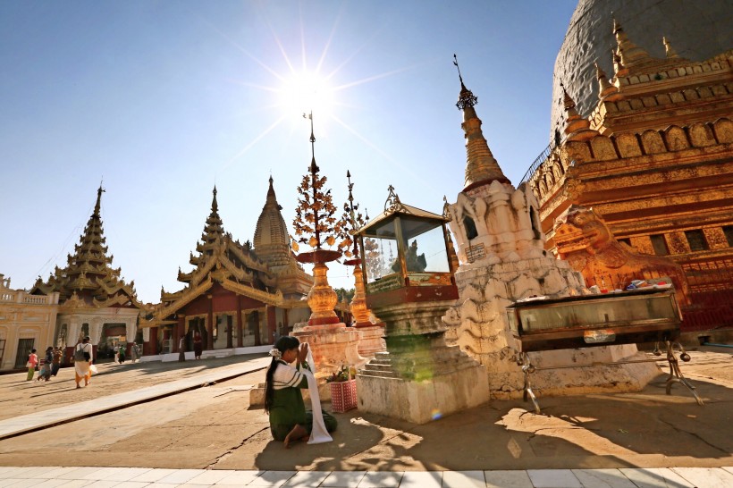 缅甸瑞光大金塔建筑风景图片(10张)