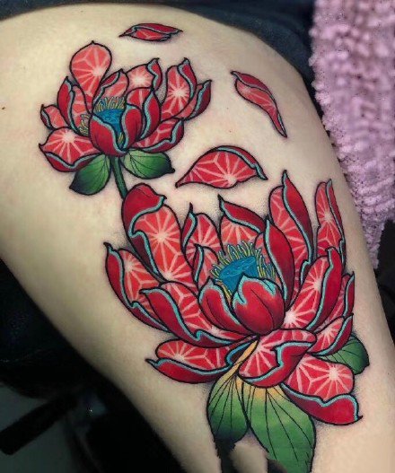 很好看的传统红色花朵纹身图案