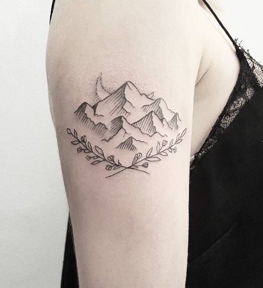 纹身黑色   简单而又极具创意的小山峰纹身图案