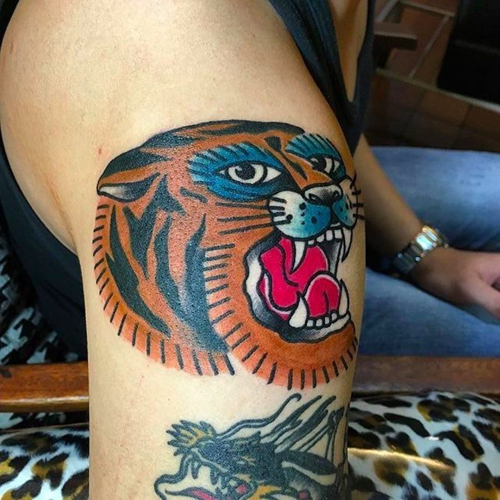 纹身老虎头图片  多款凶猛霸气的老虎头纹身图案