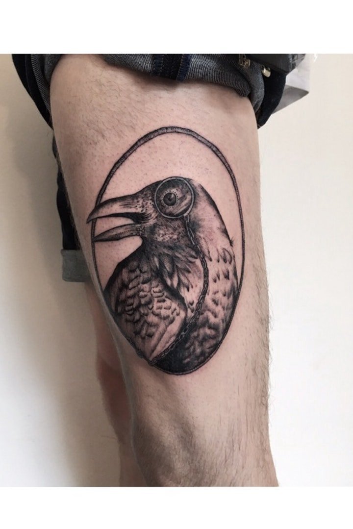 乌鸦纹身图   9款设计巧妙的乌鸦纹身图案图片