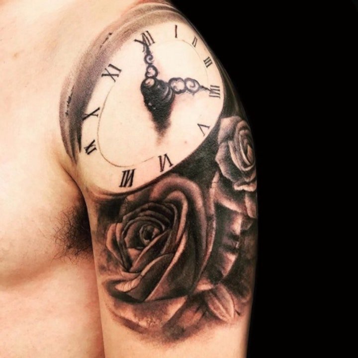 时钟纹身图案 10款黑灰纹身骷髅头与时钟组合的纹身图案