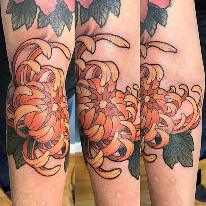 菊花纹身图案 多款彩绘纹身植物的菊花纹身图案