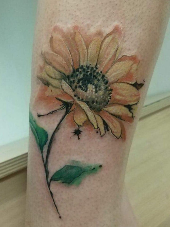 向日葵纹身图案 8款彩绘纹身植物的向日葵纹身图案