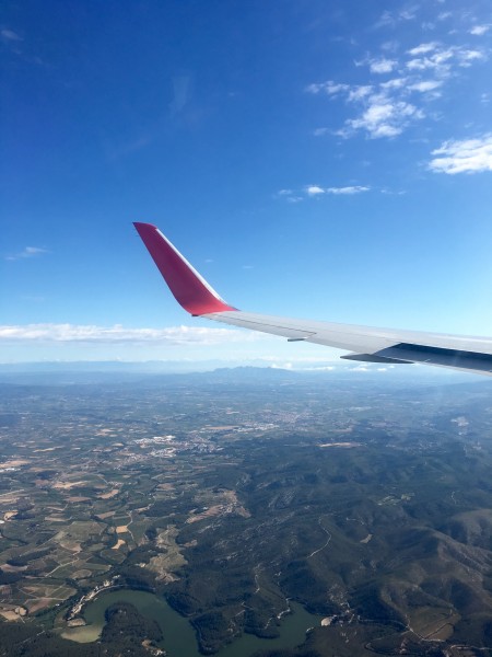 高空中的飞机机翼图片(13张)