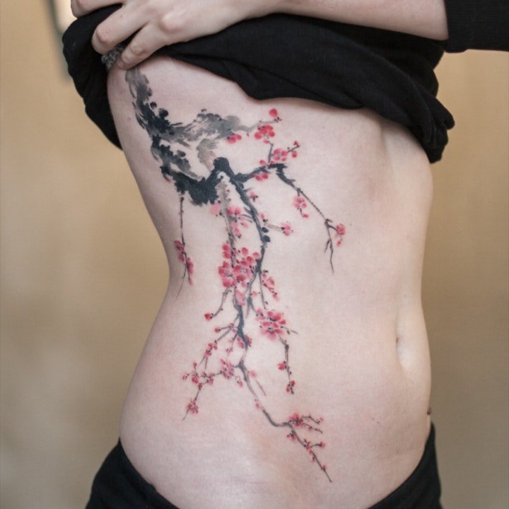 梅花纹身图案 多款十分漂亮的中国风红色传统梅花纹身图案
