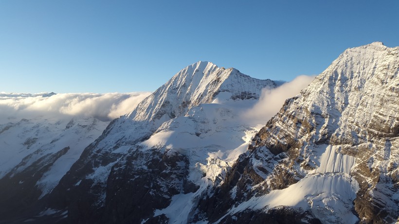 巍峨雄壮的雪山图片(13张)