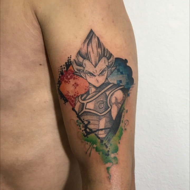 彩色手臂纹身图案 彩色纹身动物与植物的手臂纹身图案