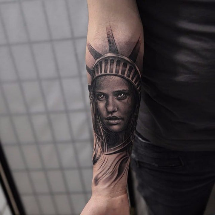 自由女神纹身 不同风格和纹身手法的自由女神纹身图案