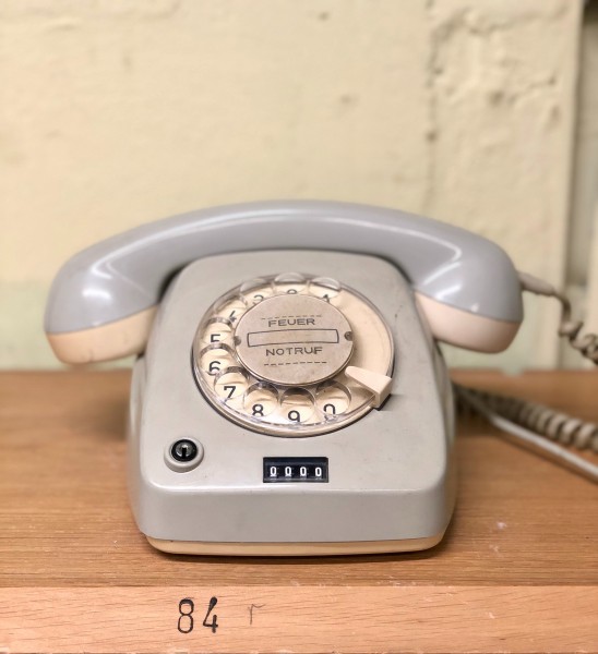怀旧的老式电话机图片(11张)