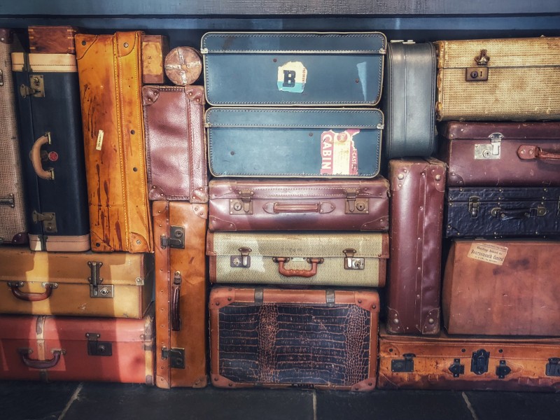 各种款式的行李箱图片(10张)