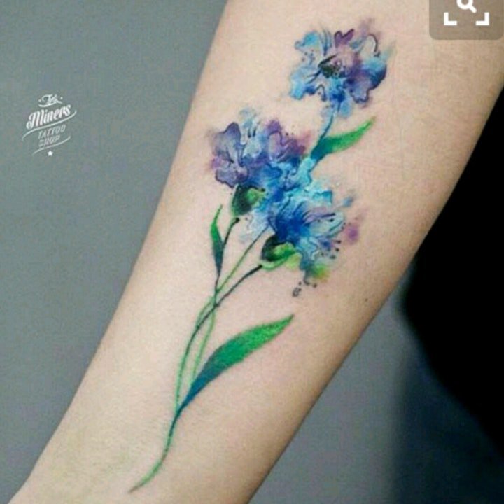 纹身图花朵 9款娇美而又花香袭人的花朵纹身图案