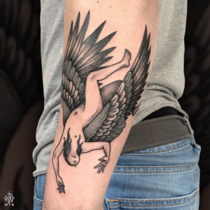 天使翅膀纹身图案 10款带翅膀的天使黑灰纹身图案