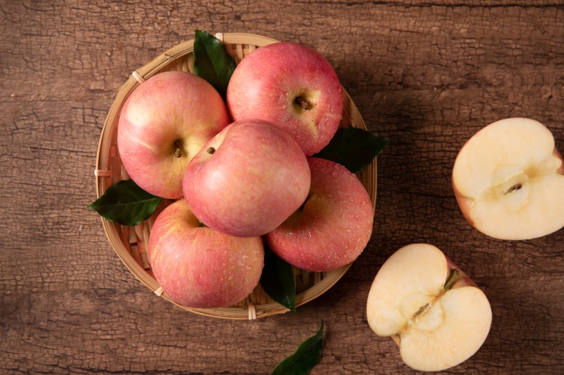 清脆香甜的苹果图片(10张)