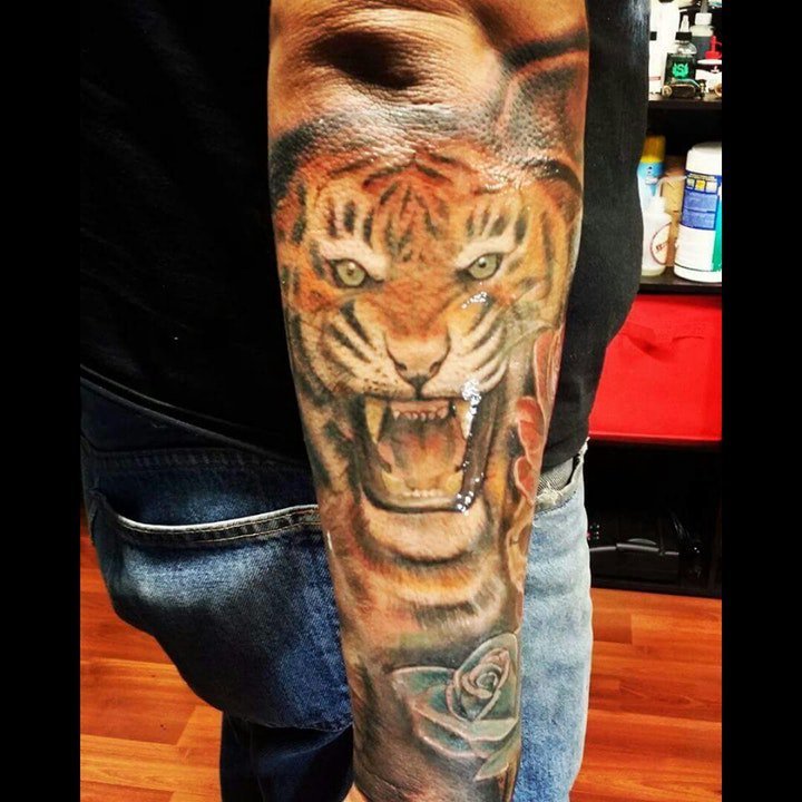 老虎纹身图案 10张霸气十足的老虎纹身图案