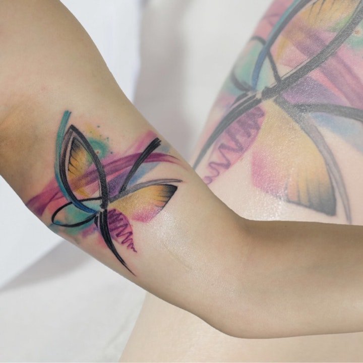 蝴蝶纹身图案 12款漂亮且梦幻的蝴蝶纹身图案