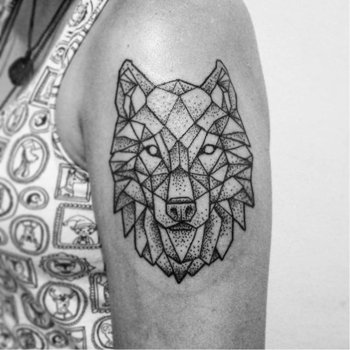 狼的纹身图案   技巧与创意并存的狼纹身图案
