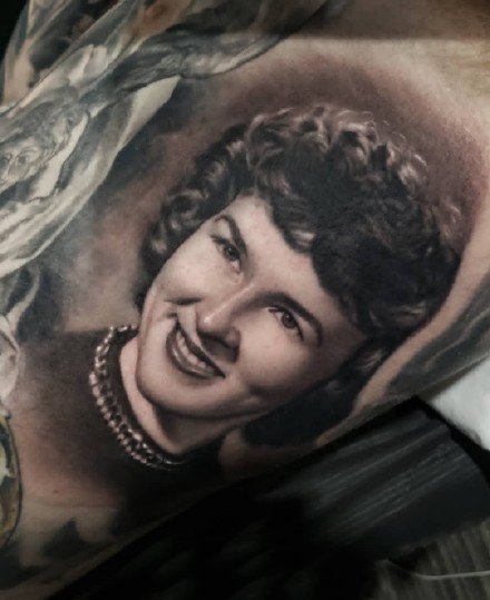 纹身肖像图 欧美写实的一组肖像人物纹身图片