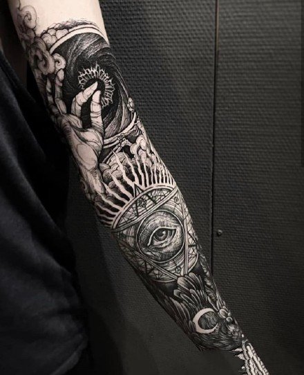 小臂纹身图 包小臂的9张暗黑创意设计纹身图片
