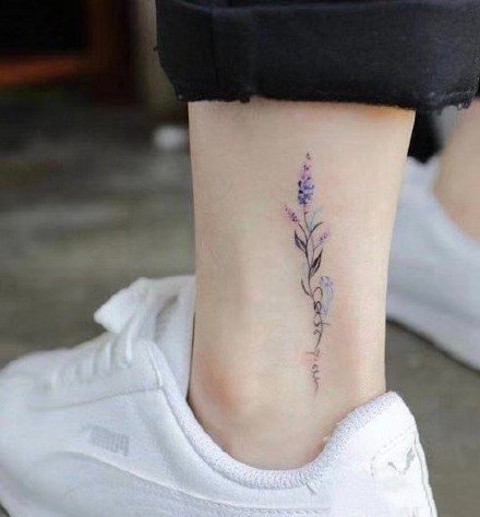 脚踝小纹身 精致的一组女生脚踝处赵小清新的纹身图