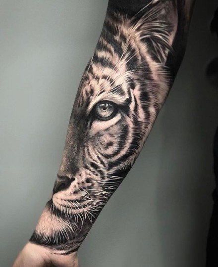 狮头虎头纹身 9组逼真的手臂包臂写实虎头和狮子头纹身图案