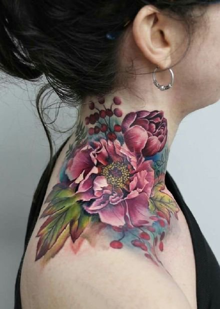 花卉纹身 9款好看的女性彩色花朵纹身图案