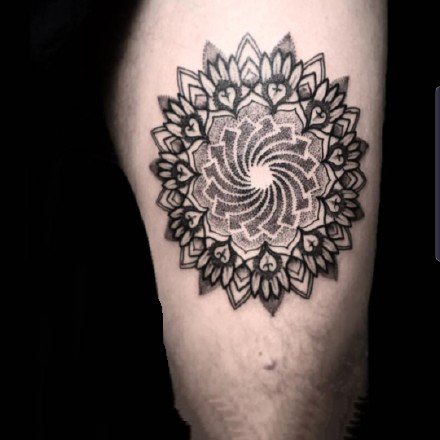 图腾梵花纹身 一组黑色的曼陀罗梵花图腾纹身图案