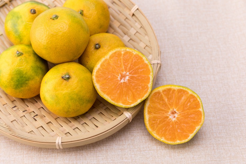 新鲜多汁的橘子图片(9张)