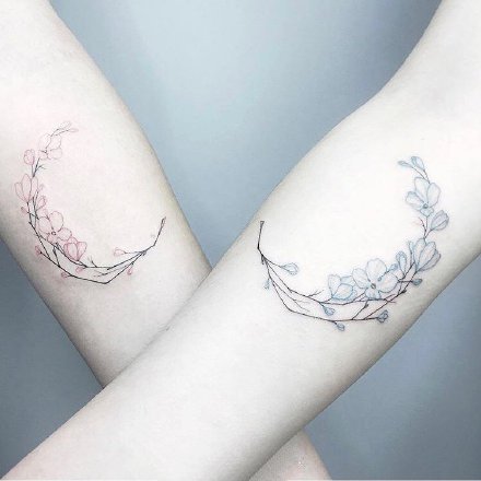 女生素花纹身 适合女孩子的小清新花朵线条纹身图案