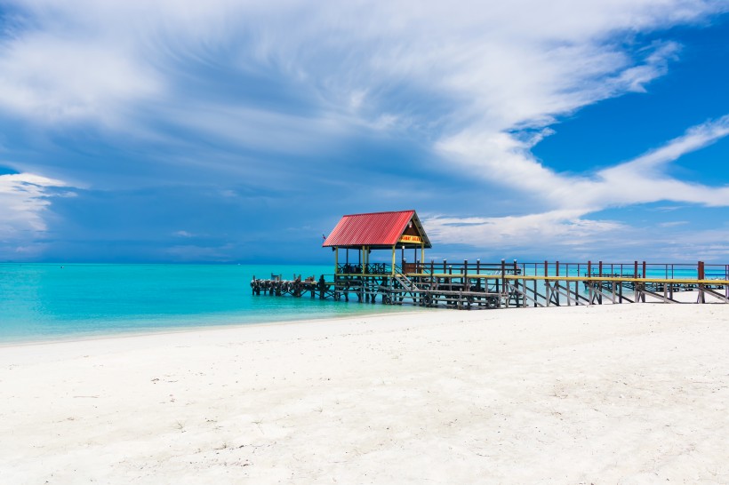 马来西亚纯净的沙巴海滩风景图片(8张)