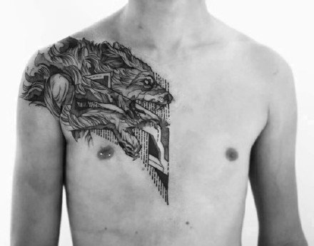 男性胸部纹身 黑灰色的9张男士胸前纹身作品图案