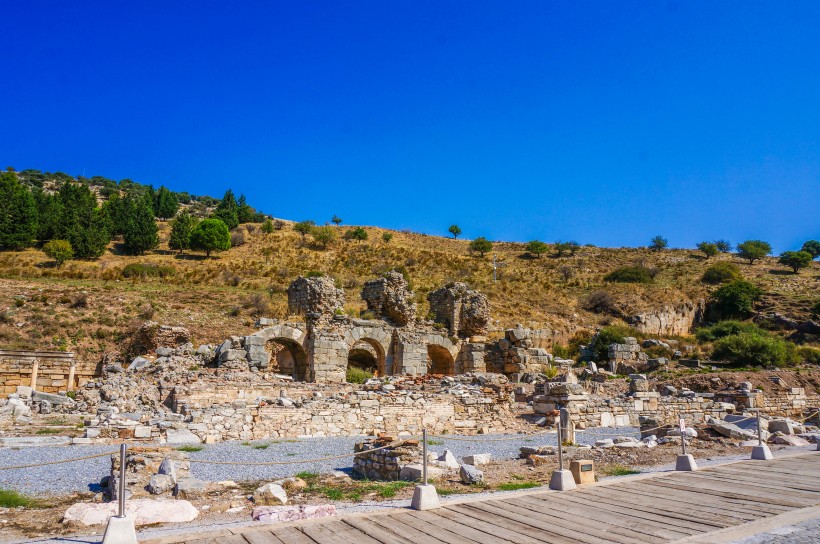 土耳其塞尔丘克以弗所古城自然风景图片(10张)