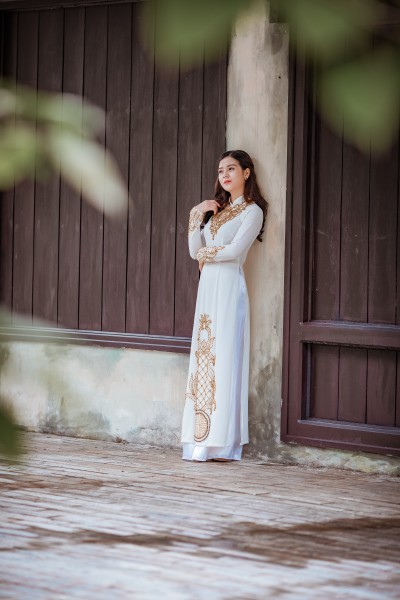 穿旗袍的泰国美女图片(12张)