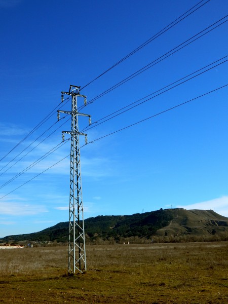 高大的输电线路铁塔图片(15张)