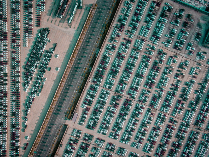 从高空中鸟瞰停车场图片(11张)