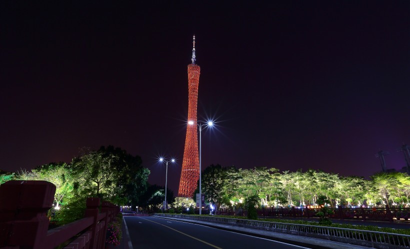 广州花城广场夜景图片(12张)