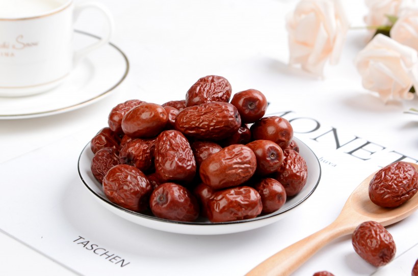 新疆香甜可口营养美味的红枣图片(10张)