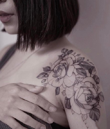 18款女神的素花纹身作品图片欣赏