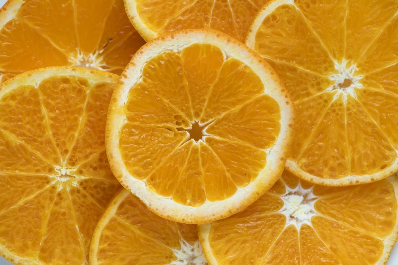 酸甜可口营养十足切开的橙子图片(15张)