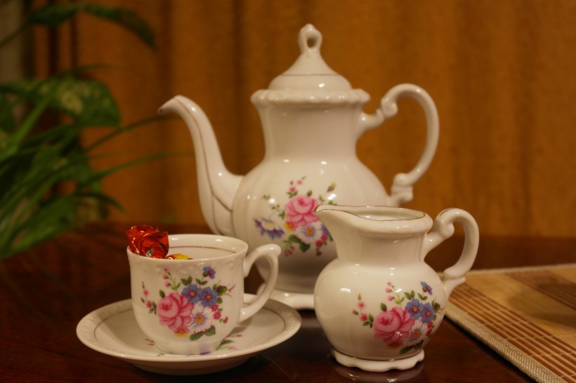 瓷器茶壶茶杯图片(13张)
